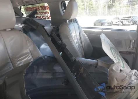 2011 Toyota Sienna Xle из США, поврежденный, VIN 5TDDK3DCXBS028227